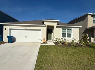 2463 Taloncrest Ct, Eagle Lake, FL 33839