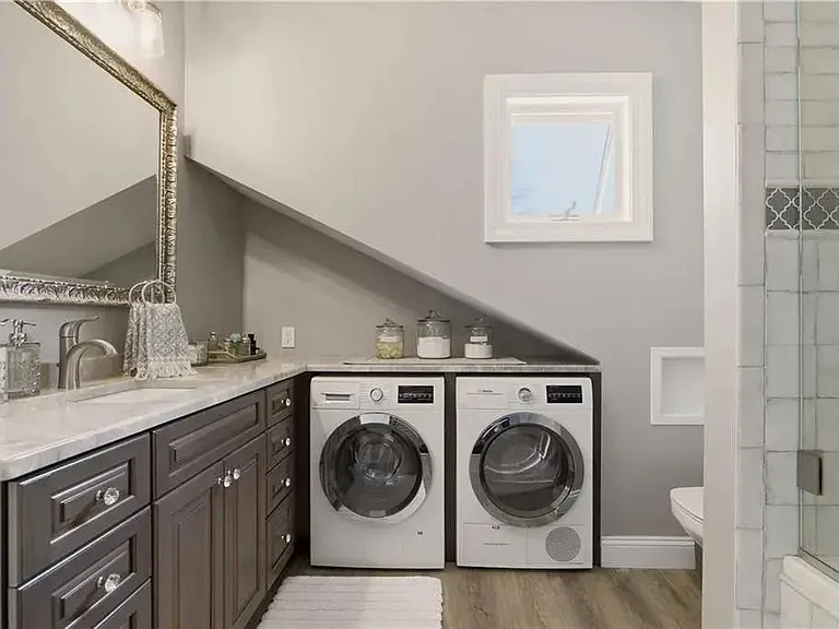 419 Broadway St #5 — Photo 25
