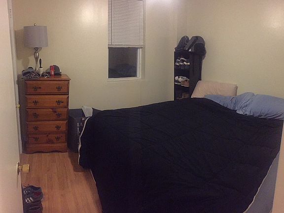 5th image of 806 S 10th St APT 1R
