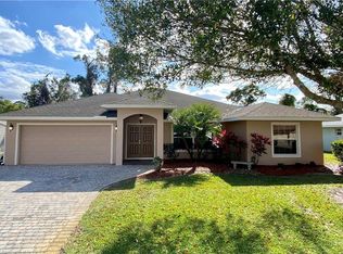 623 Entrada Ave, Sebring, FL 33875