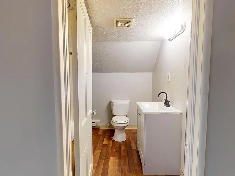 3339 W 84th St — Photo 10