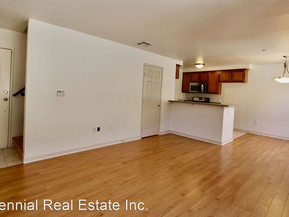 1st image of 3321 Mentone Ave APT 7
