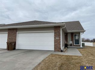 8303 S 85th St, Lincoln, NE 68526