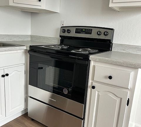 4th image of 31 Thomas Ave APT 1