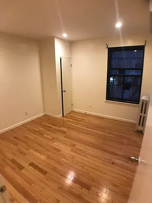 Rented by Level Group | media 29