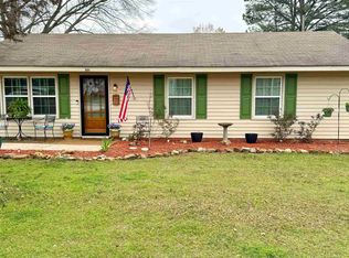 301 Spring St, Rogersville, AL 35652