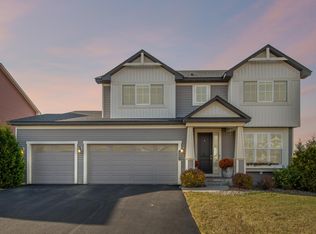 1254 Crosswinds Way, Waconia, MN 55387