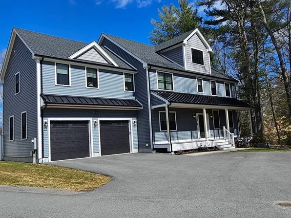 2 Lincoln Ct, Medfield, MA 02052