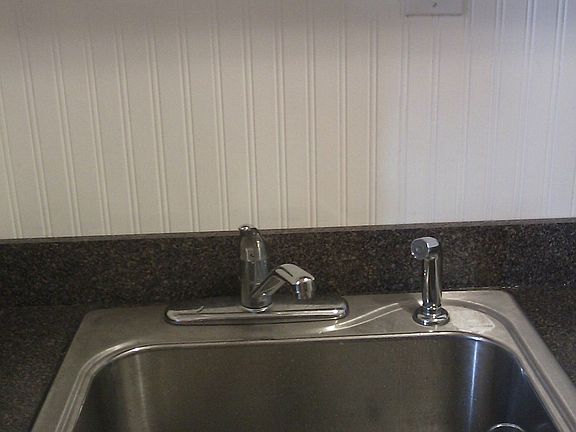 brand new garbage dispsal & stainless sink