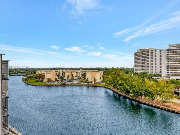 300 Diplomat Pkwy APT 606, Hallandale Beach, FL 33009