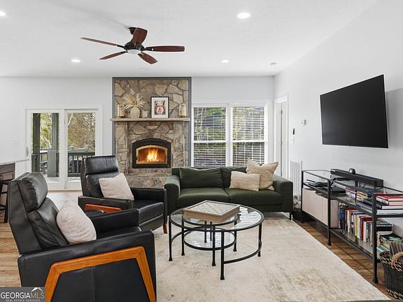 4th image of 25 Walhala Trl #360