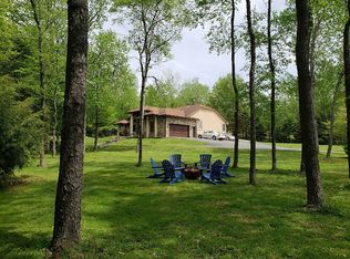 15 Music Dr, Covington Township, PA 18444