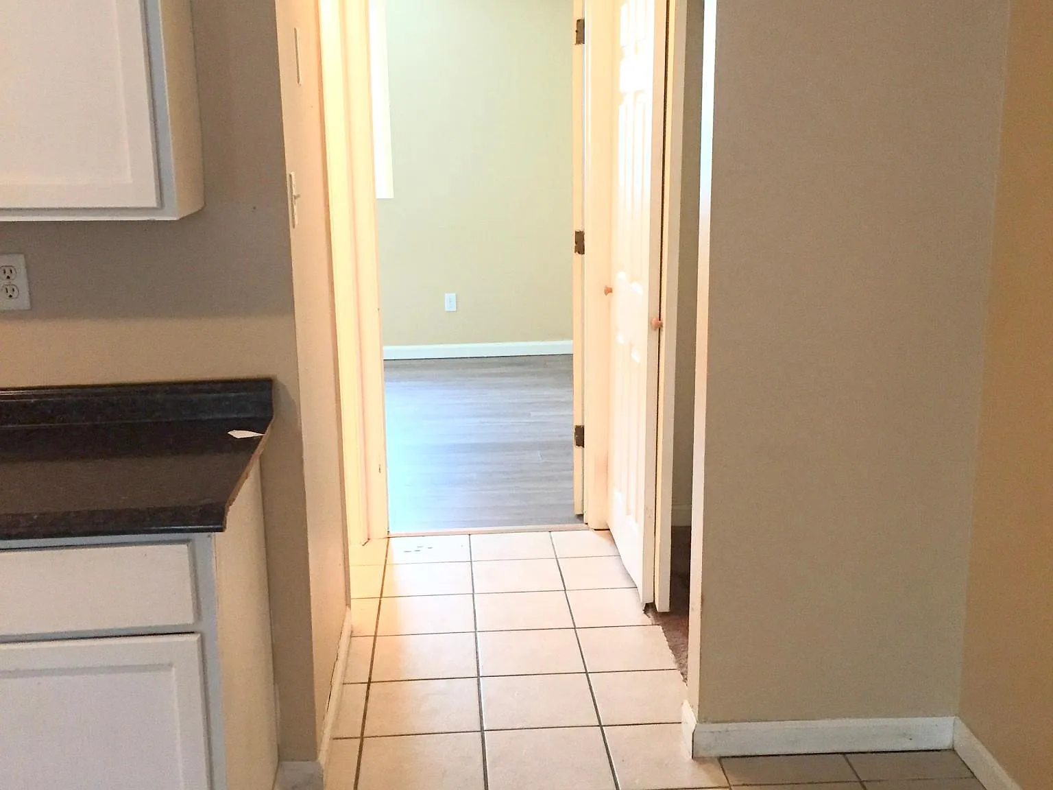 195 Crosswinds Dr — Photo 3