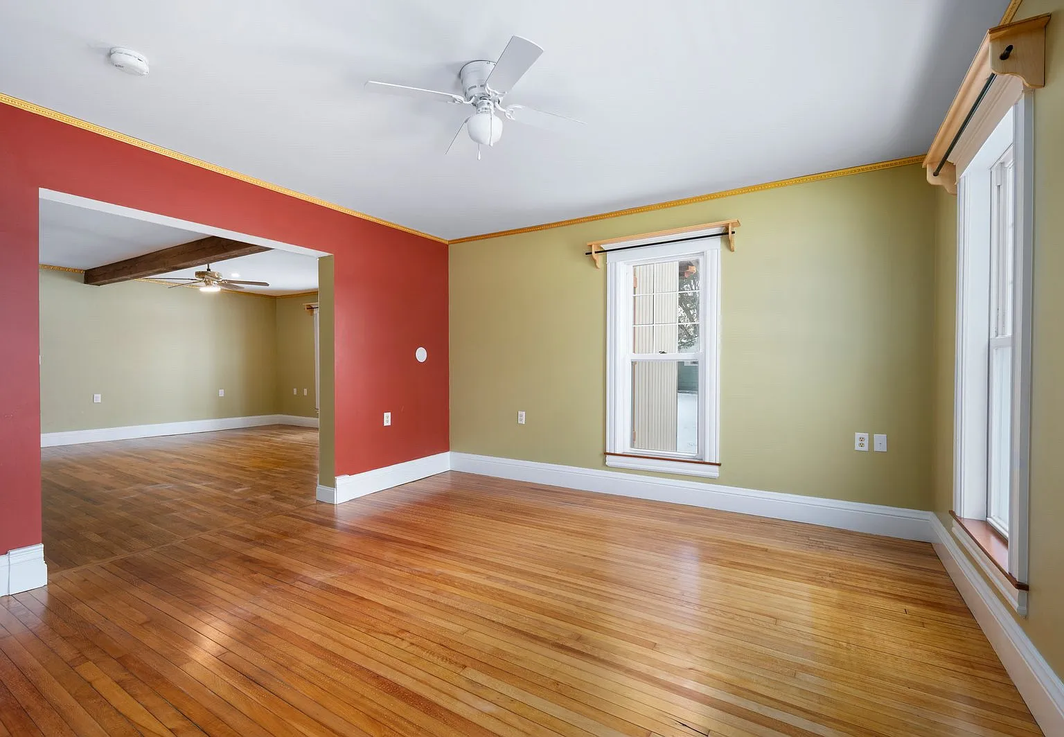 4 bed, 2593 sqft, $3,500 — Photo 3