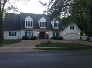 3601 W 71st St, Prairie Village, KS 66208