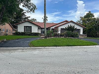 1st image of 10726 NW 6th St