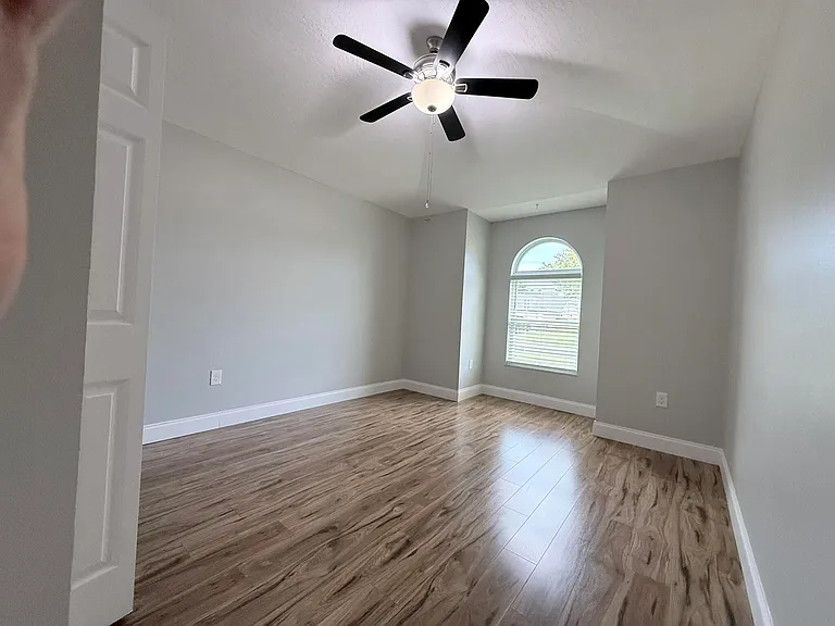 3786 Sierra Dr — Photo 41