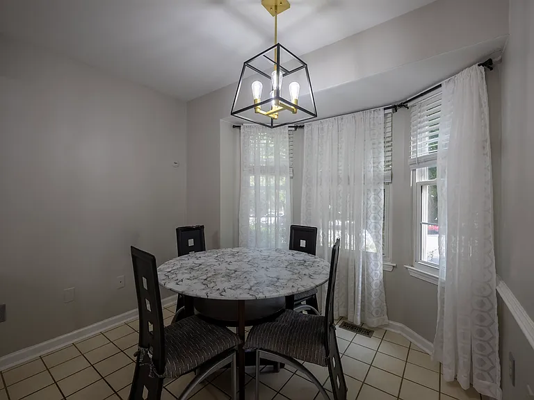 8031 Green Valley Ln — Photo 12