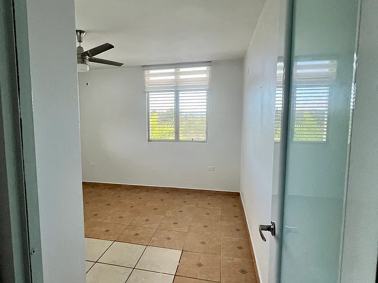 11 Camino Real — Photo 16