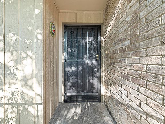 2nd image of 100 W Hillside Rd #209
