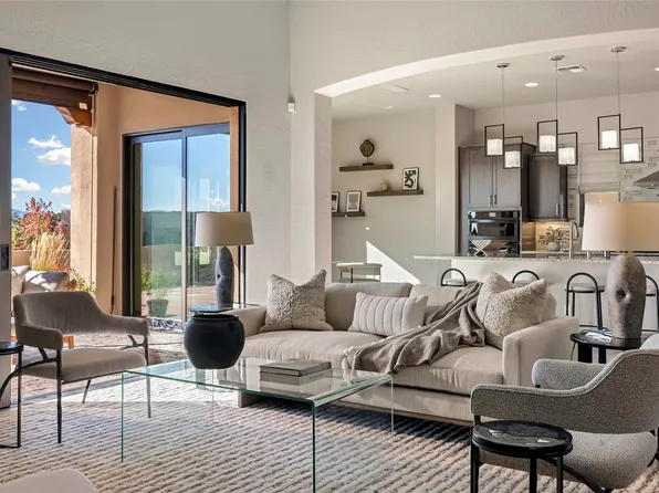 11 Camino Maravilla, Santa Fe, NM 87506