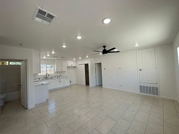 3rd image of 1296 Emily Dr
