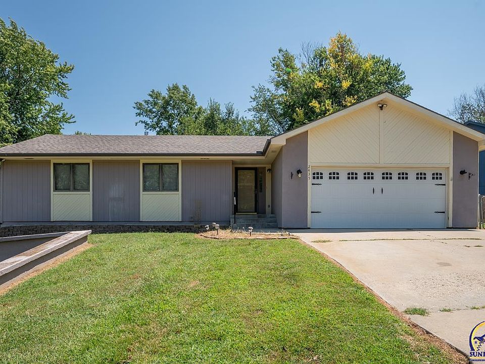 1st image of 2435 SE Eveningtide Way