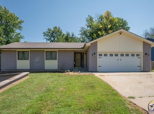 2435 SE Eveningtide Way, Topeka, KS 66605