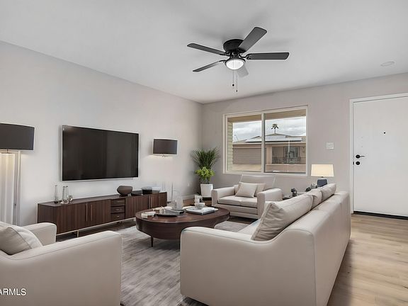 3rd image of 8119 E DAHLIA Drive