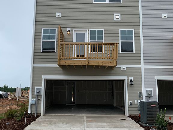 3rd image of 125 Nahunta Dr
