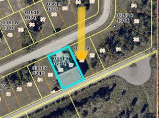 828 Ceitus Ter, Cape Coral, FL 33991