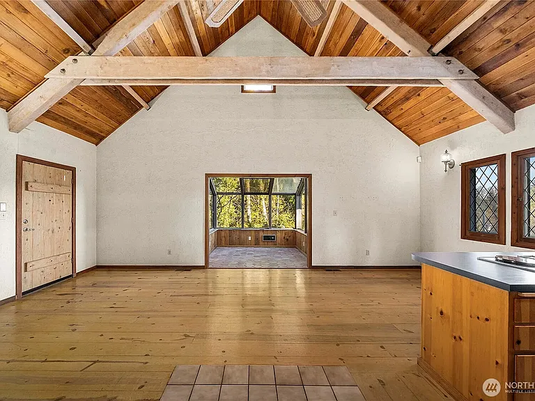 1728 S. Waco Street — Photo 38