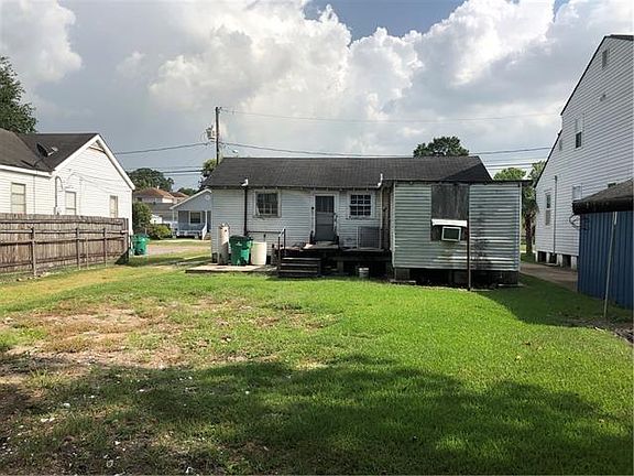 3rd image of 3413 W Metairie Ave N