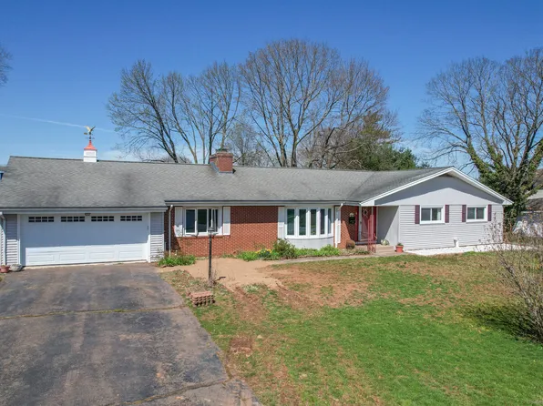 6 Crestridge Road, Rocky Hill, CT 06067