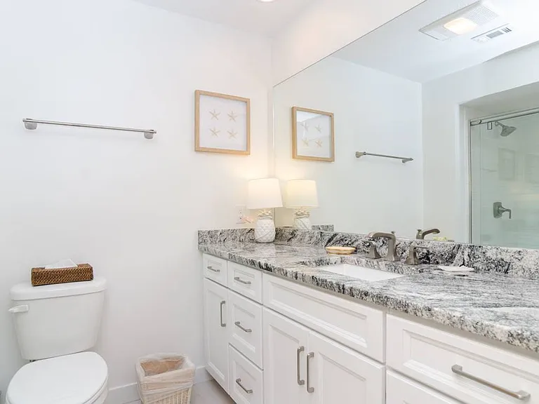 2510 N Lumina Ave #F — Photo 19