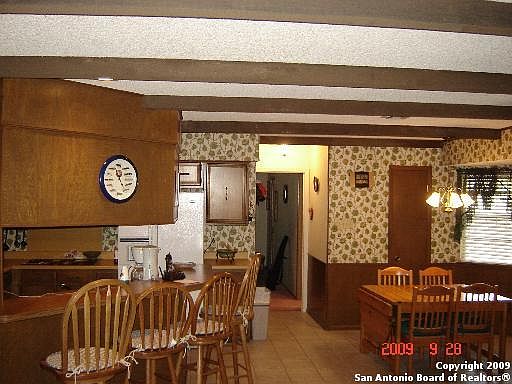 5th image of 6303 N FOREST BEND