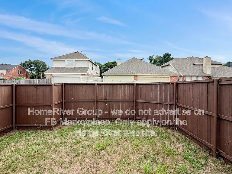 2405 N Brook Dr — Photo 13