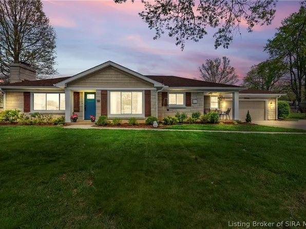 31 Wildwood Road, Jeffersonville, IN 47130