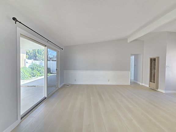 4th image of 13609 Lassalette St