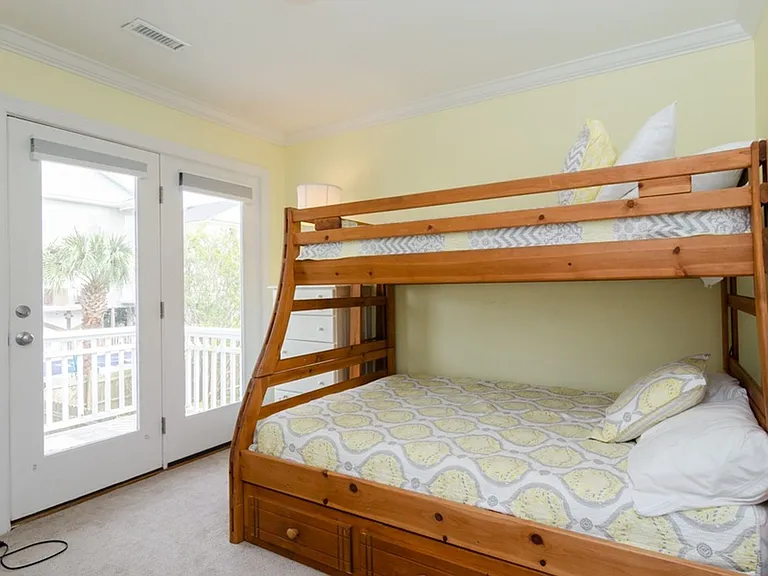 812 Canal Dr #1 — Photo 26