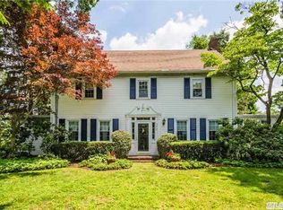 770 Glen Cove Ave, Glen Head, NY 11545