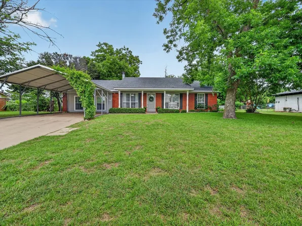105 Murray St, Joshua, TX 76058