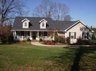 423 Bar Rod Rd, Demorest, GA 30535