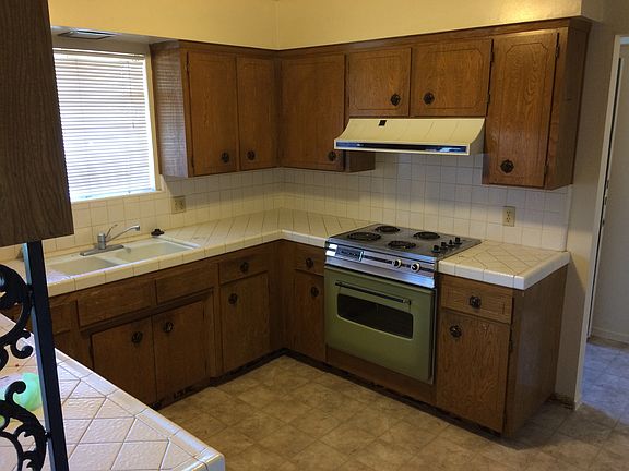 4th image of 4671 N Glenn Ave APT 101