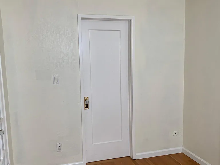 2117 Delaware St — Photo 14