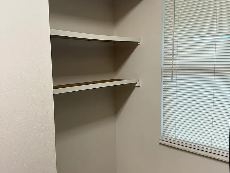 437 Colleen Dr — Photo 10