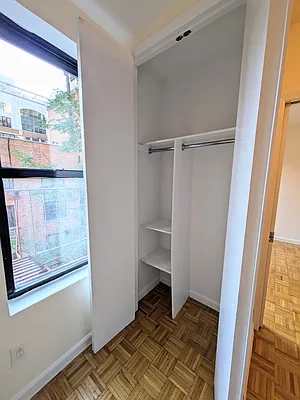 Rented by City & Suburban | media 21