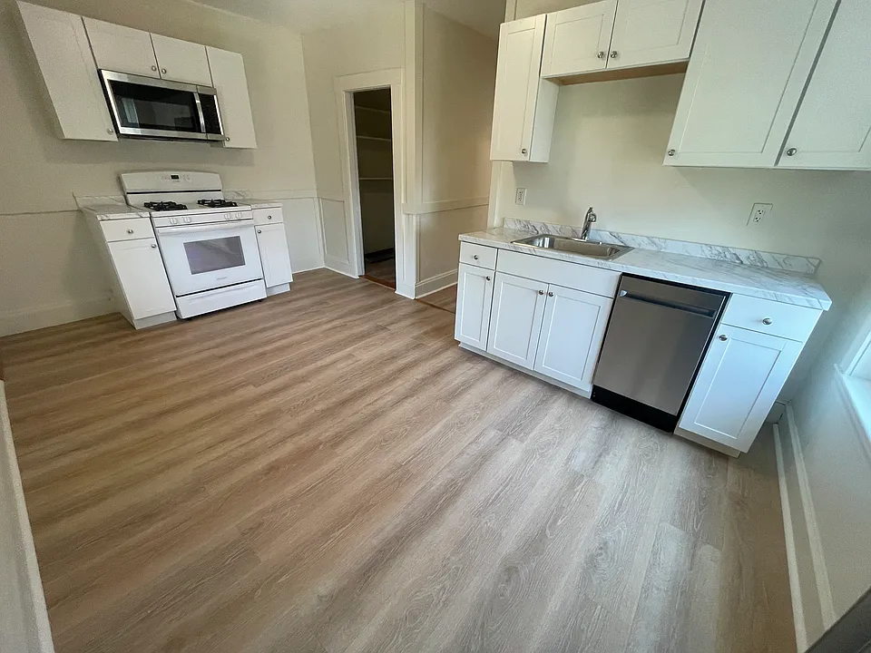 20 Fairmount St #4