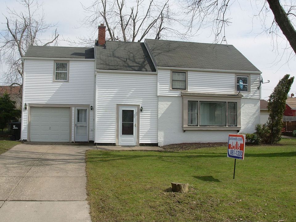 1st image of 105 Kelvin Dr