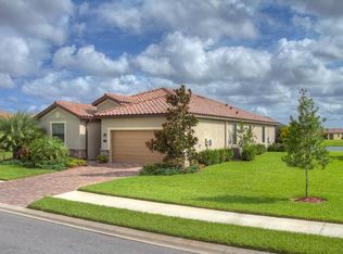 6875 Willowshire Way, Bradenton, FL 34212